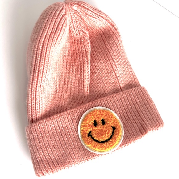 Accessories - 🍂Super Cute Light Pink Beanie Hat with Yellow Smiley Face